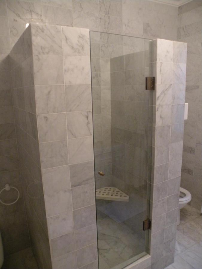 Chambre Luxueuse Avec Immense Piscine Vue Sur La Baie De Cannes Et L Esterel Avec Possibilite De Cabine 3 Personnes *